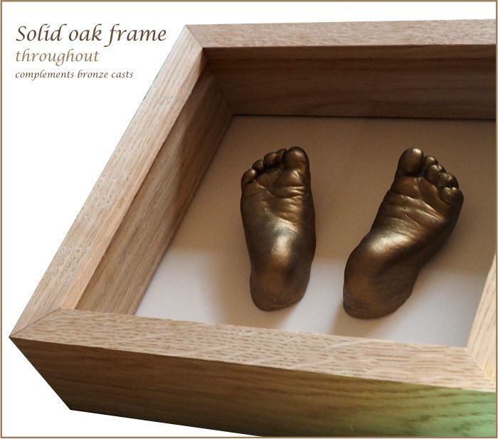 Oak frame complements bronze casts